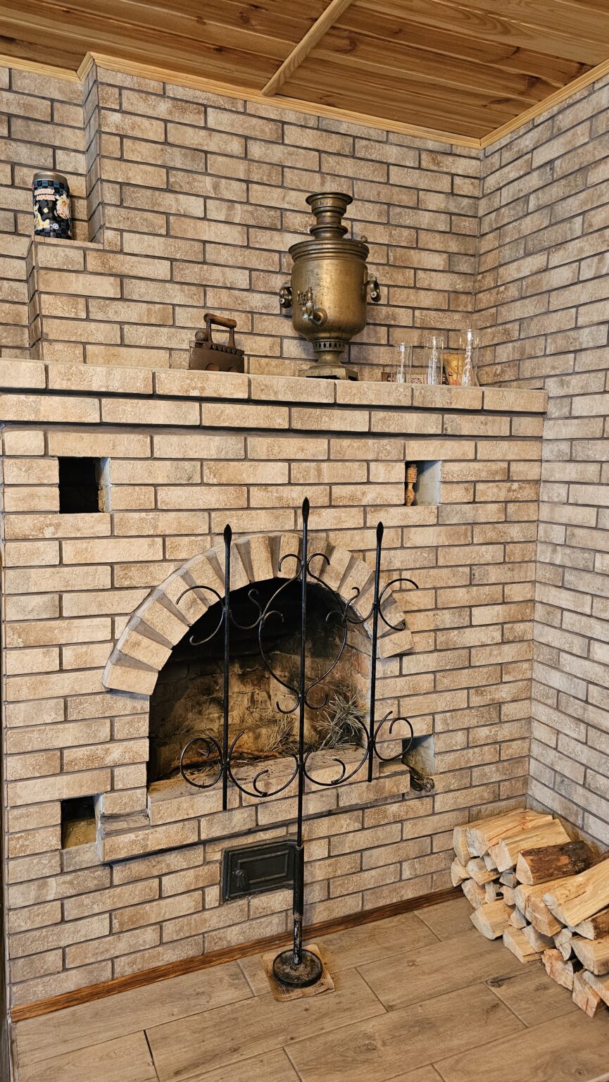 Будинок всередині