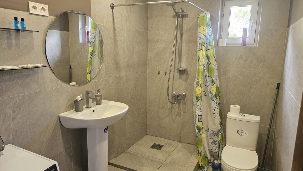 Будинок всередині